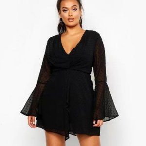 Boohoo Black Flared Sleeve Shift Dress